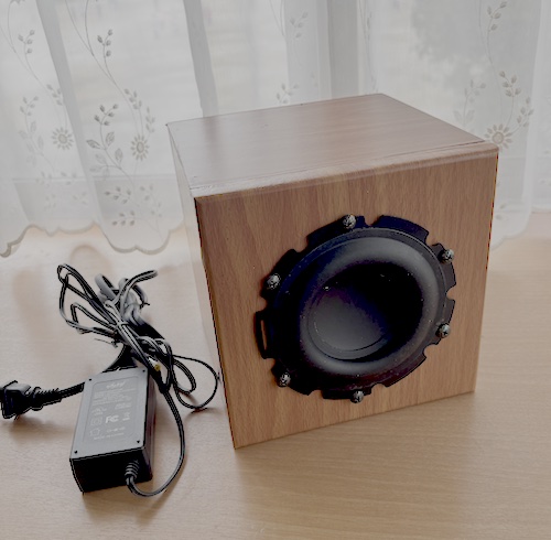 低周波用スピーカー